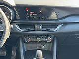 Alfa Romeo Stelvio (2018) 2,0 T 206 KW Q4 AT ZF8 SUPER - náhled 19