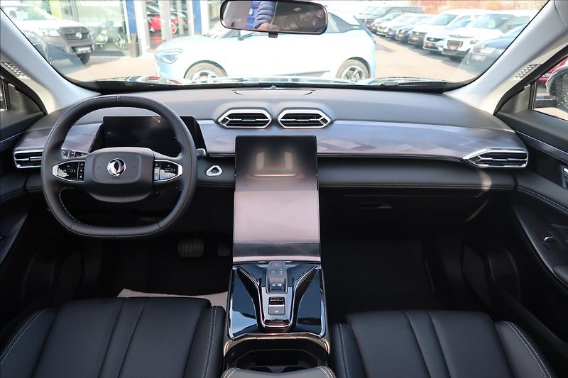 Dongfeng Mage (2026) 1,5 T 145 kW E2 DCT7 - fotka 18 z 23