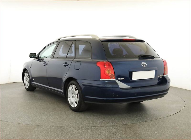 Toyota Avensis (2005) 2.0 VVT-i, nová STK, Klima - fotka 4 z 14