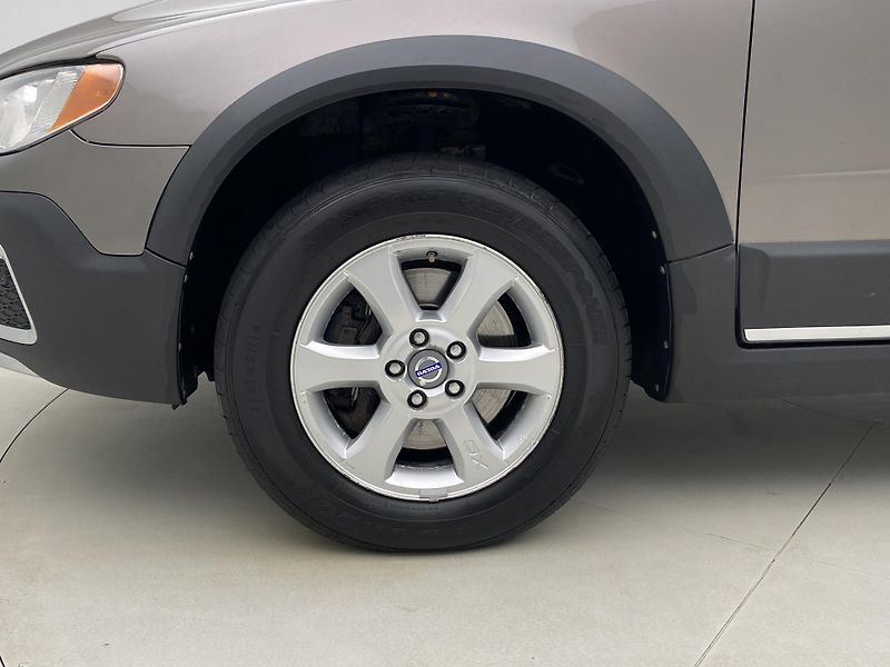 Volvo XC70 D5 AWD SUMMUM REZERVACE - fotka 11 z 49