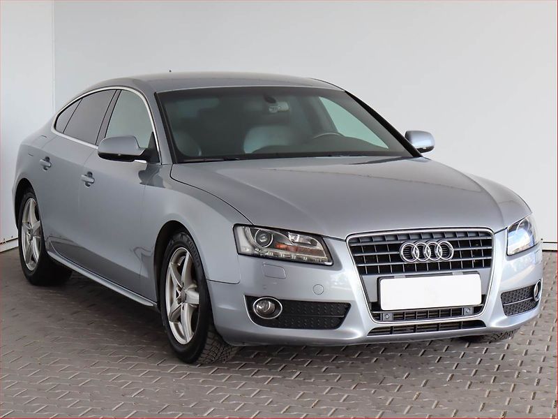 Audi A5 (2011) S-Line 2.0 TDI, 4X4 - fotografie inzerátu