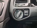 Volkswagen Golf (2017) Comfortline 1.6 TDI, Automat - náhled 27