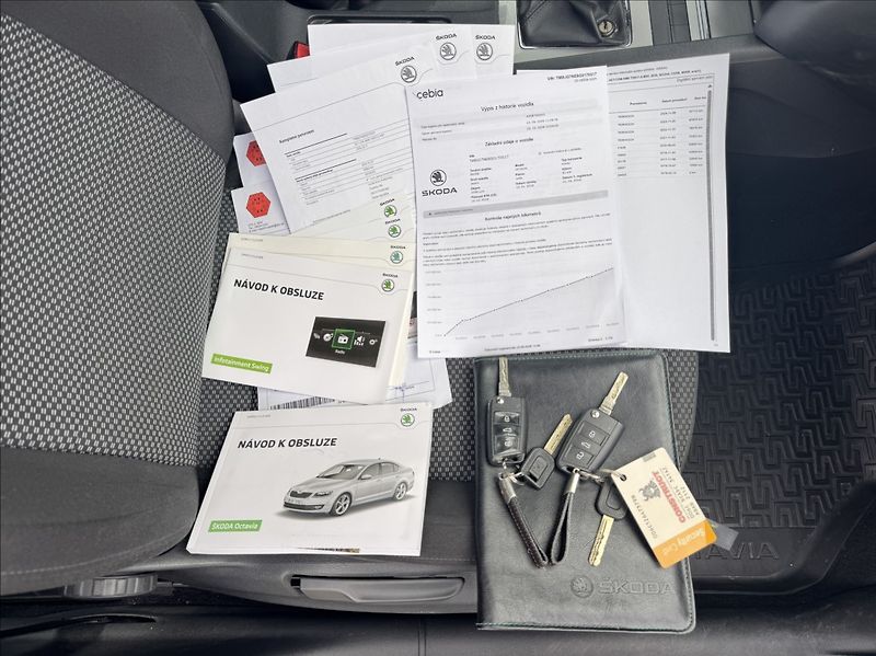 Škoda Octavia 1,6 TDI 81kW 2.maj původ ČR - fotka 48 z 50