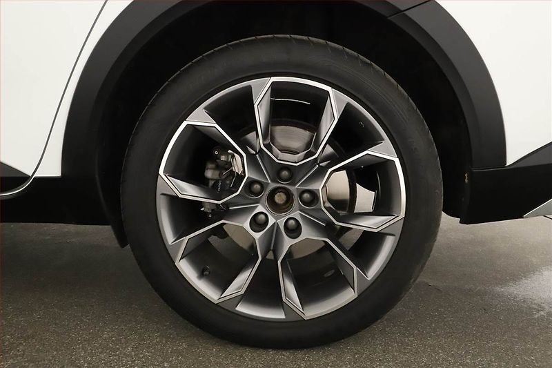 Škoda Superb (2021) 2.0 TDI - fotka 12 z 19