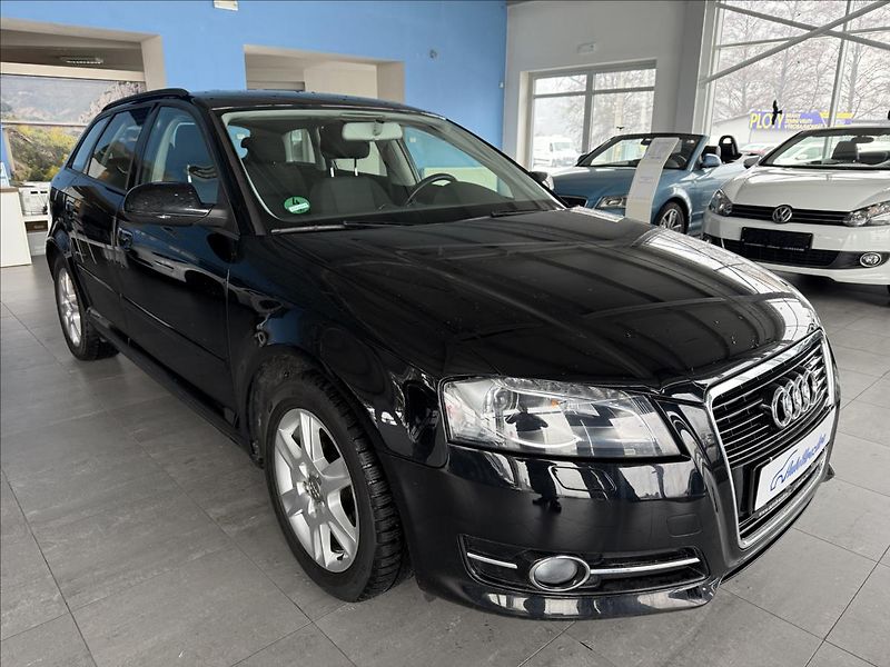 Audi A3 1,2   TFSI 77kW - fotka 1 z 21