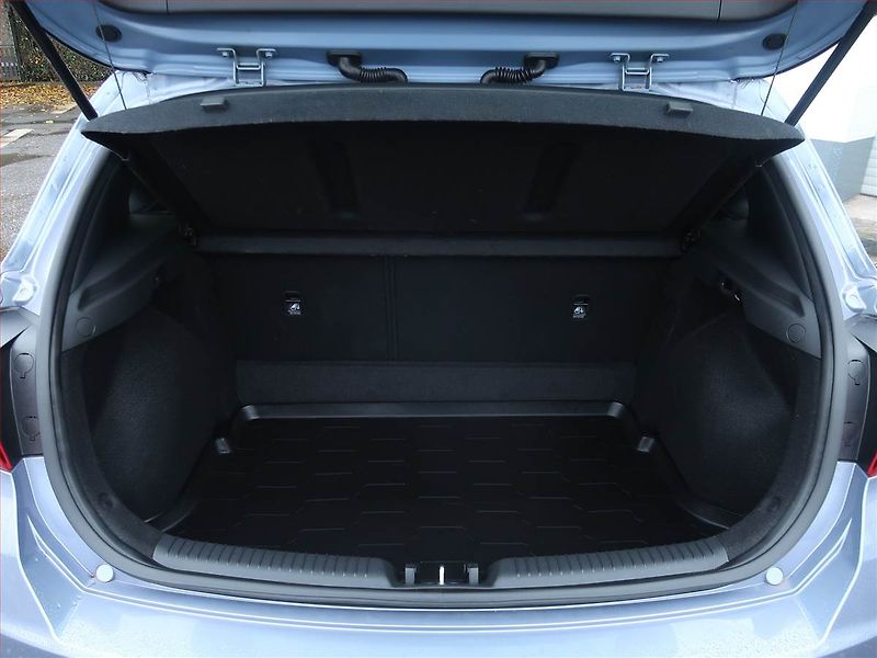 Hyundai i30 (2024) 1.5 DPI, Serv.kniha, Navi - fotka 14 z 20