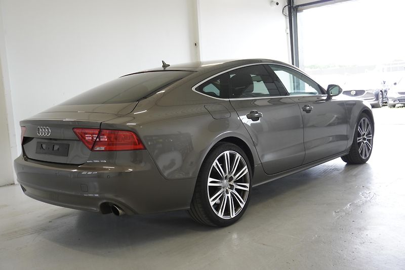 Audi A7 3.0 TFSi QUTTRO S-TRONIC - fotka 8 z 32