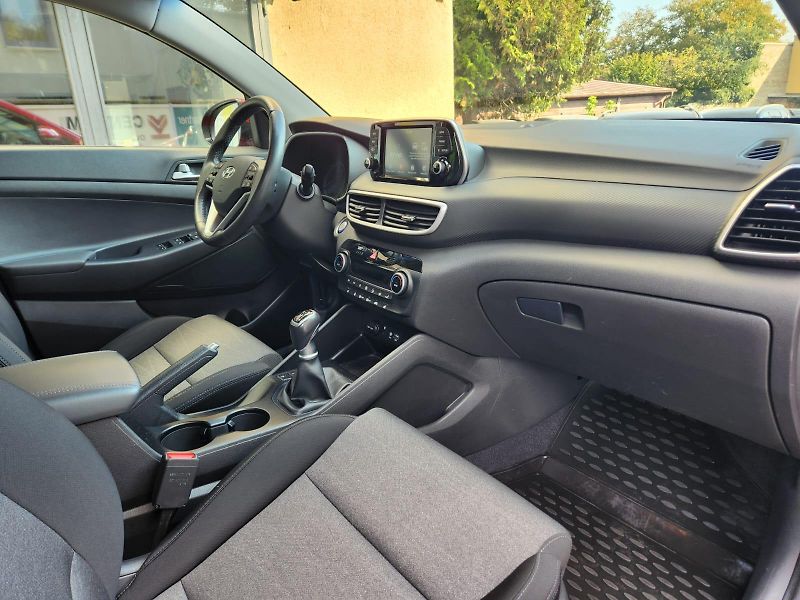 Hyundai Tucson 1.6-1.maj.-V ZÁRUCE-4x4-TOP ST - fotka 3 z 26