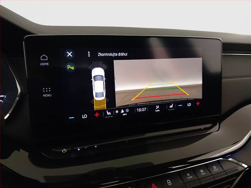 Škoda Octavia (2023) 2.0 TDI - fotka 17 z 23