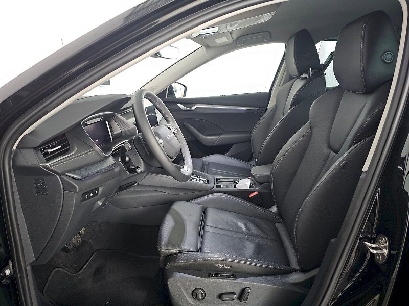 Škoda Octavia (2025) 2.0TDi 110kW DSG Exclusive Sel - fotka 6 z 30