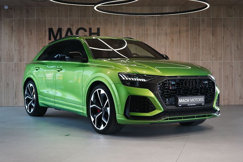 Audi RS Q8 Exclusive, Karbon brzdy, Pano - fotka 4 z 50