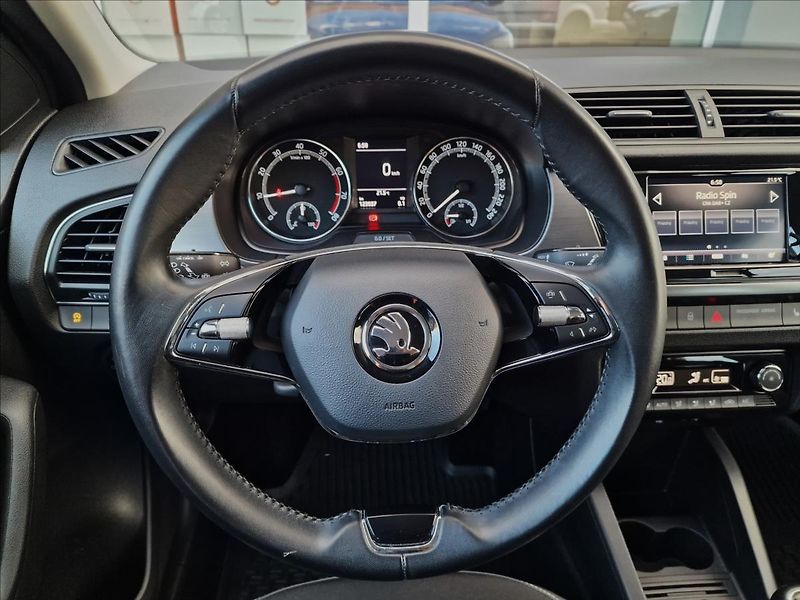 Škoda Fabia 1.0 TSI Style Combi,ČR,1.Maj. - fotka 21 z 48