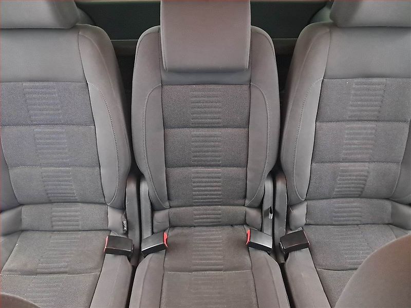 Volkswagen Touran (2007) Comfortline 1.4 TSI, Automat - fotka 10 z 19