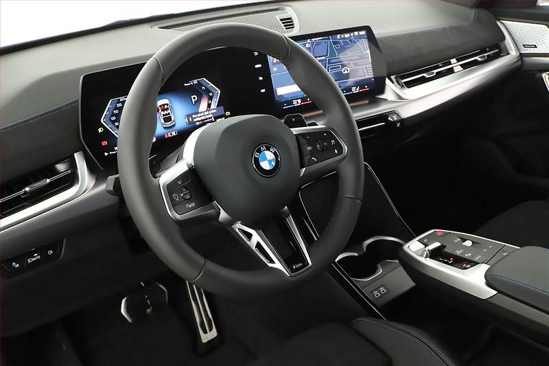 BMW X2 (2025) xDrive20d, Kamera - fotka 14 z 27