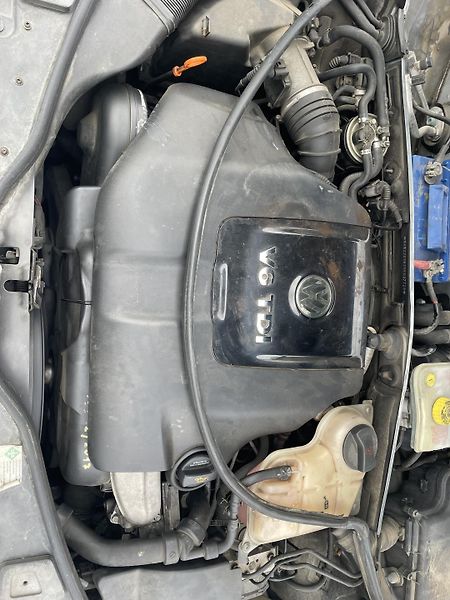 Volkswagen Passat 2.5 TDI NÁHRADNÍ DÍLY - fotka 10 z 10