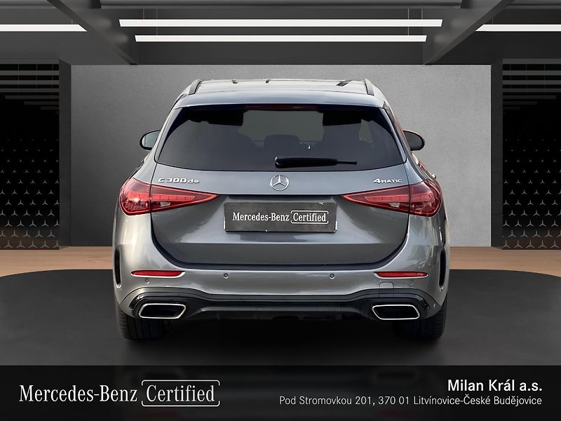 Mercedes-Benz Třídy C C 300 de 4MATIC - fotka 4 z 26