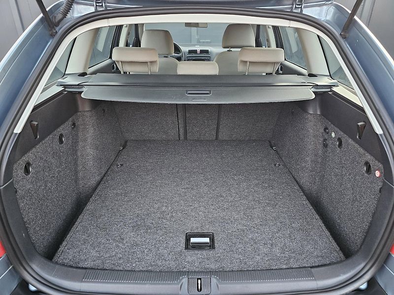Škoda Octavia 1.6 85kW,KLIMA,TEMPOMAT,2xKOLA - fotka 35 z 37