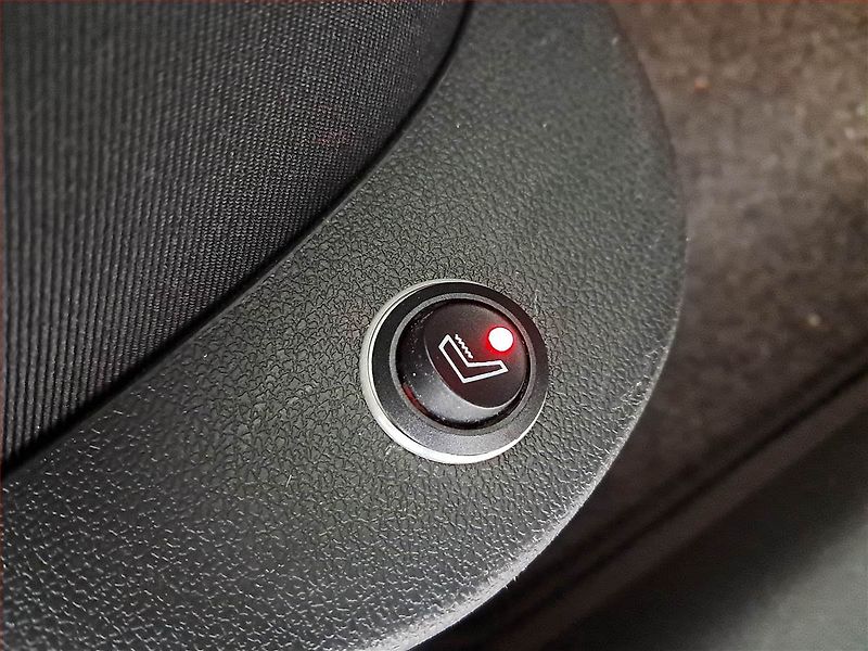 Renault Laguna (2010) 1.5 dCi, po STK, Tažné - fotka 16 z 16