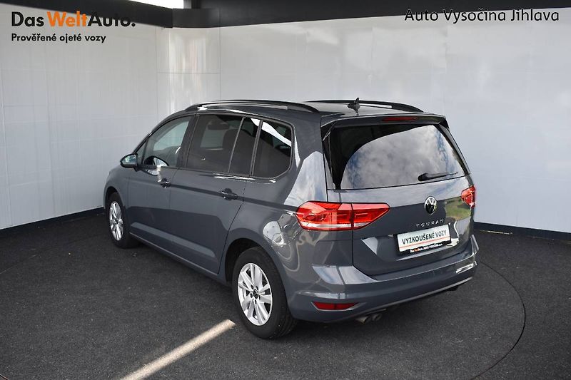 Volkswagen Touran (2023) 2.0TDI 110kW Panorama,DSG - fotka 9 z 24