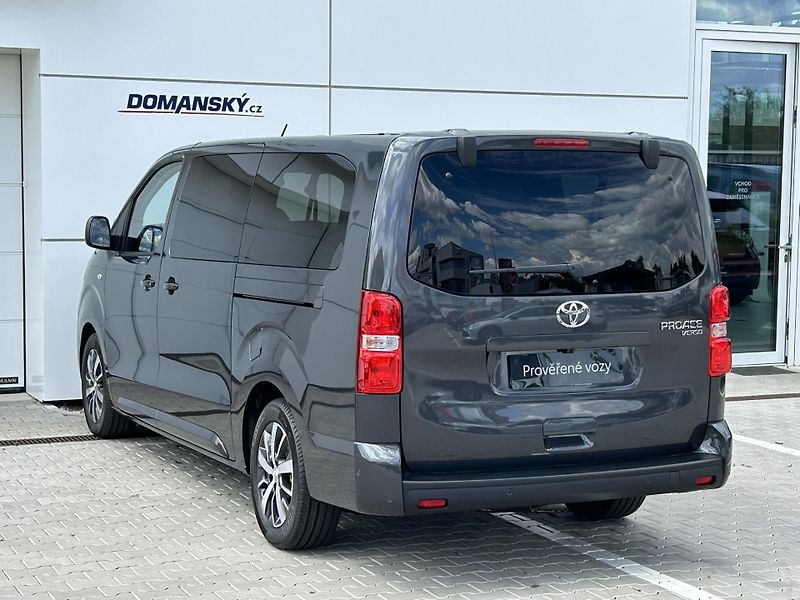 Toyota ProAce Verso (2025) L2 FAMILY 2,0D AT8 8 MÍST - fotka 3 z 14