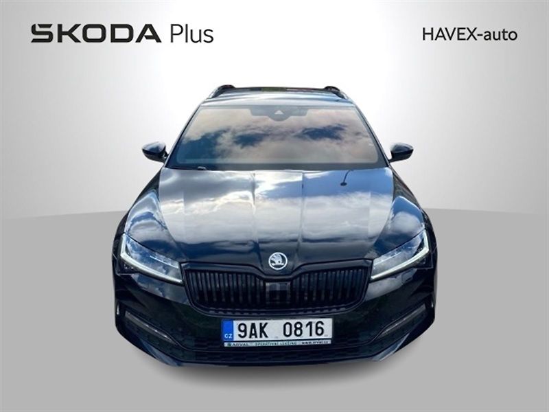 Škoda Superb (2022) Combi 2.0 TDI 4x4 DSG Sportlin - fotka 3 z 5