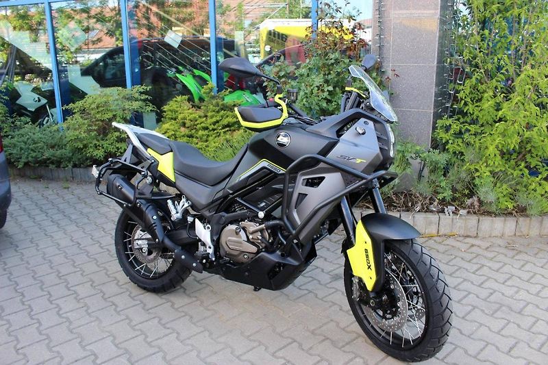 QJ Motor (2024) SVT 650 X NOVINKA 2024 SKLADEM - fotka 2 z 11