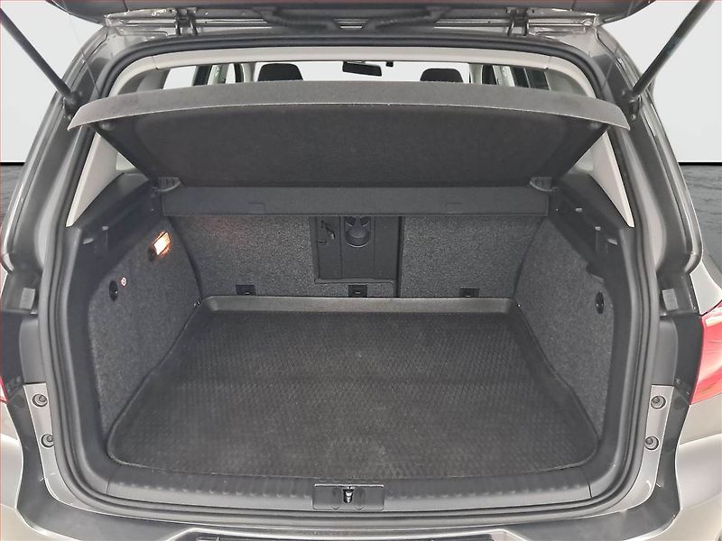 Volkswagen Tiguan (2013) 2.0 TDI, Park. senzory - fotka 13 z 18