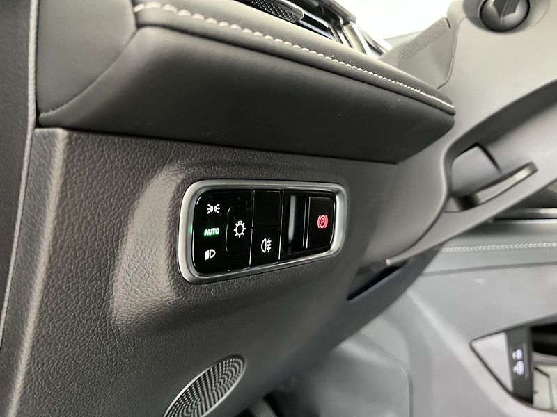 Omoda 5 (2026) 1.5. TGDI HEV PREMIUM - fotka 10 z 18