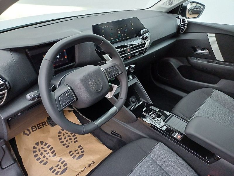 Citroën C4 YOU Hybrid 110k Automatic - fotka 10 z 35