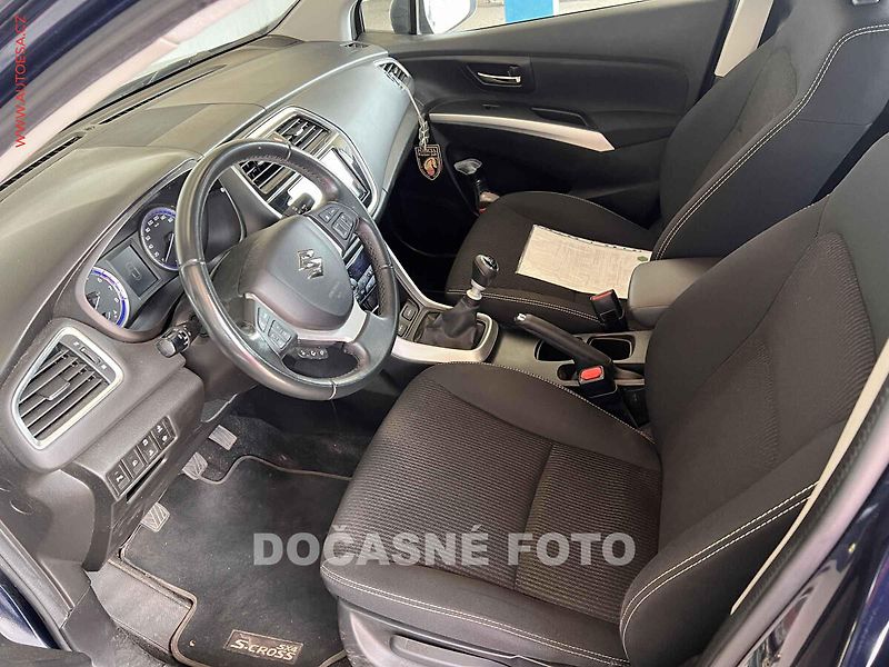Suzuki S-Cross (2020) 1.4MHEV, ČR, ACC, Bezklíč - fotka 3 z 3