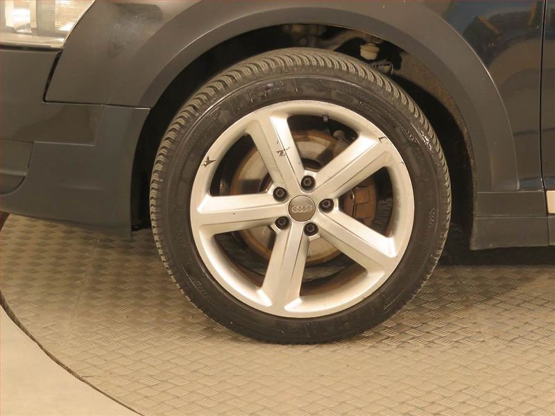 Audi A6 Allroad (2008) 3.0 TDI, 4X4, Automat, Navi - fotka 15 z 16