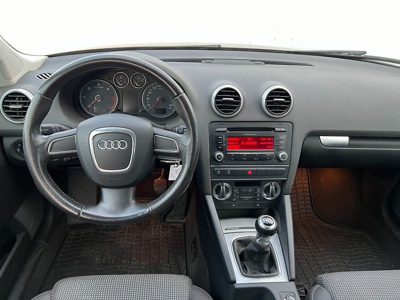 Audi A3 (2011) 1.6TDi 77kW! Sportback! - fotka 13 z 23