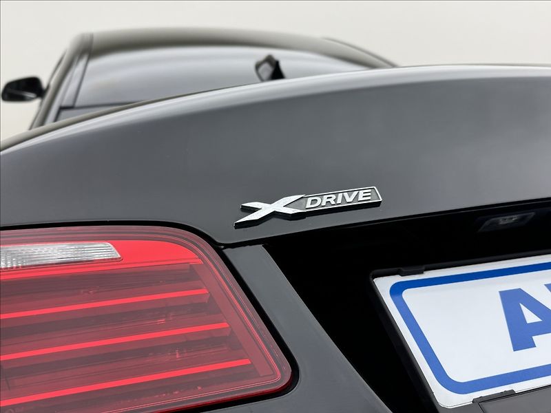 BMW Řada 5 2,0 4X4 KŮŽE SERVIS KAMERA ČR - fotka 35 z 38
