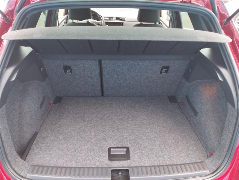 Seat Arona 1,0 TSi 85KW FR - fotka 22 z 23