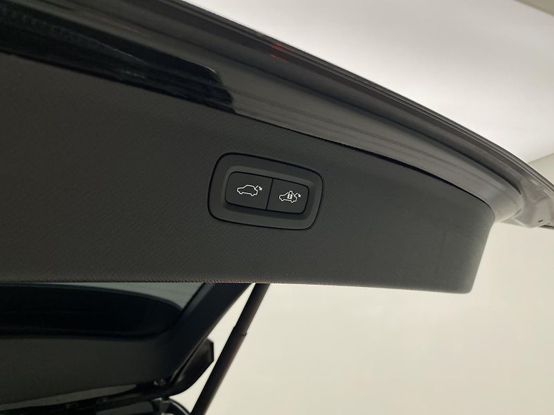 Volvo XC90 B5 AWD BRIGHT PLUS AUT CZ 7m - fotka 35 z 64