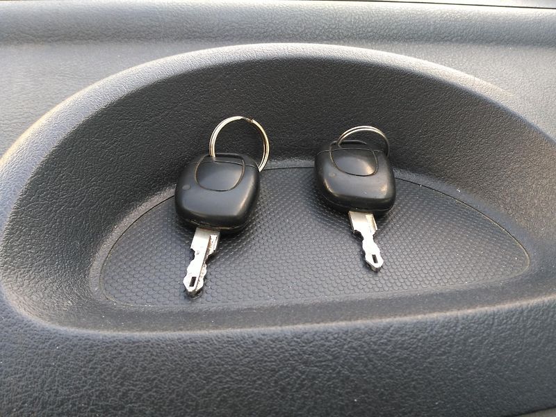 Renault Thalia 1,4i klima - fotka 15 z 21