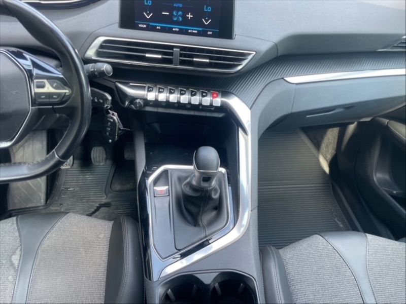 Peugeot 3008 1,5 bHDi 130 Allure - fotka 10 z 11