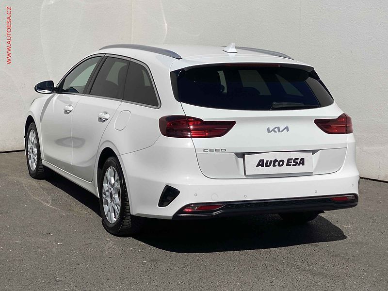 Kia Ceed (2024) 1.5 T-GDi SW, 1.maj,ČR, TOP - fotka 6 z 18