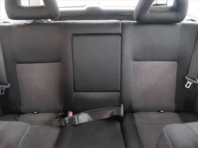 Volkswagen Bora (2001) 1.9 TDI , nová STK, Klima - fotka 9 z 16