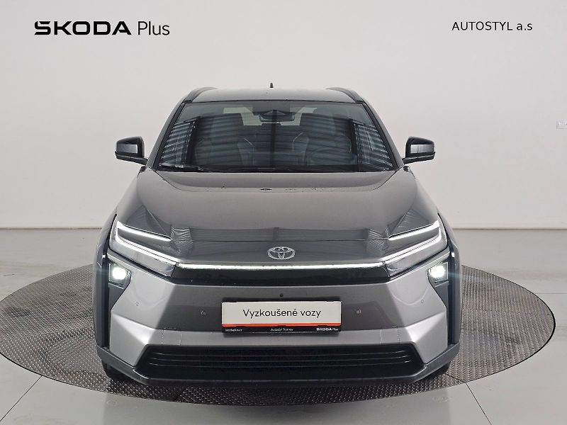 Toyota bZ4X (2026) FACELIFT AWD 343k EXECUTIVE - fotka 4 z 34