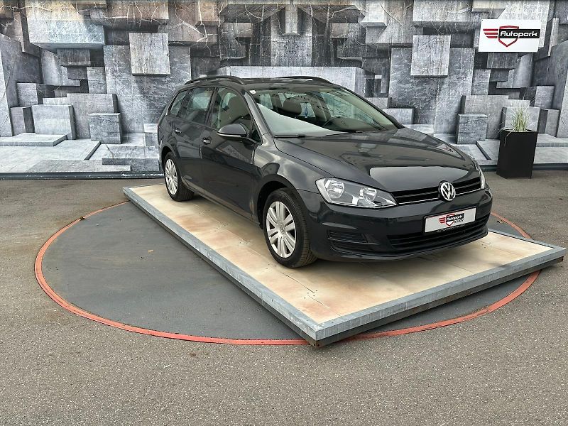 Volkswagen Golf (2014) 1.6TDi, 77KW - fotka 1 z 20