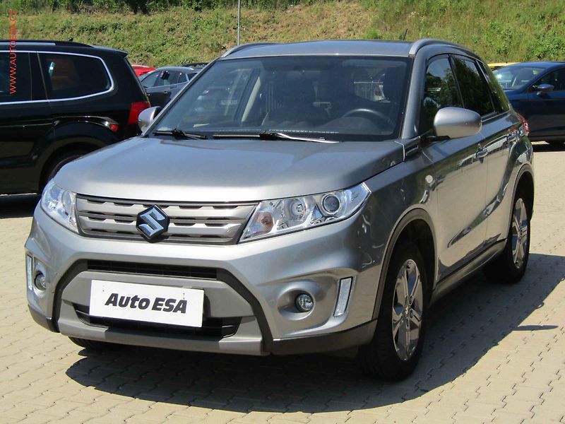 Suzuki Vitara (2017) 1.6i 4x4, ČR, Klima, temp - fotka 3 z 18
