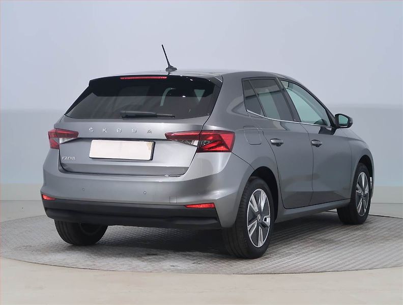Škoda Fabia (2023) Style 1.0 TSI, Serv.kniha - fotka 5 z 19