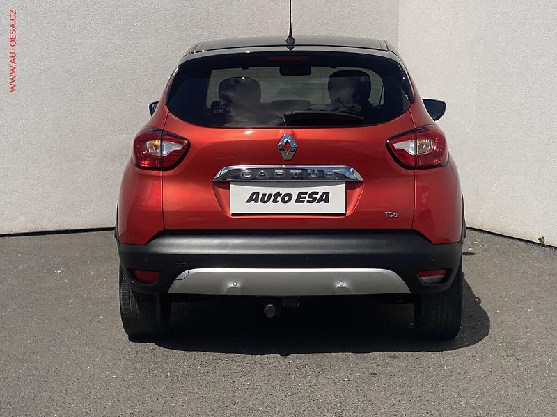 Renault Captur (2015) 0.9TCe, Helly Hansen - fotka 5 z 19