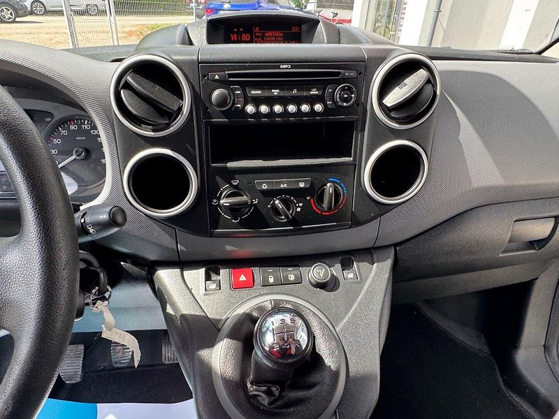 Peugeot Partner (2009) 1.6 16V - fotka 15 z 28