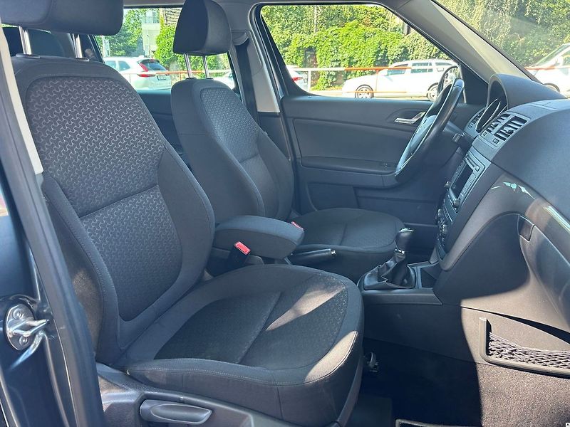 Škoda Yeti 1.4TSi-90KW/2015/ELEGANCE.1MAJ - fotka 23 z 49
