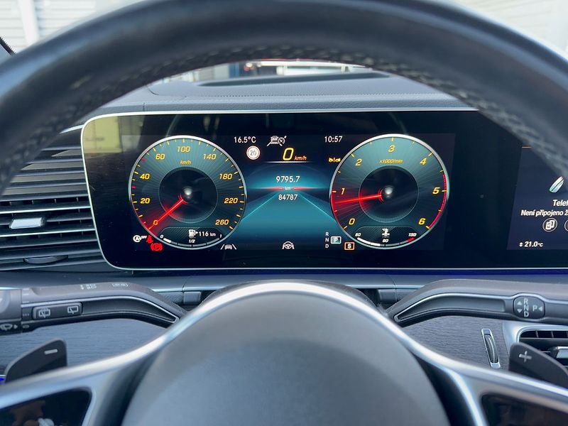Mercedes-Benz GLS 400 d 4MATIC - fotka 18 z 39