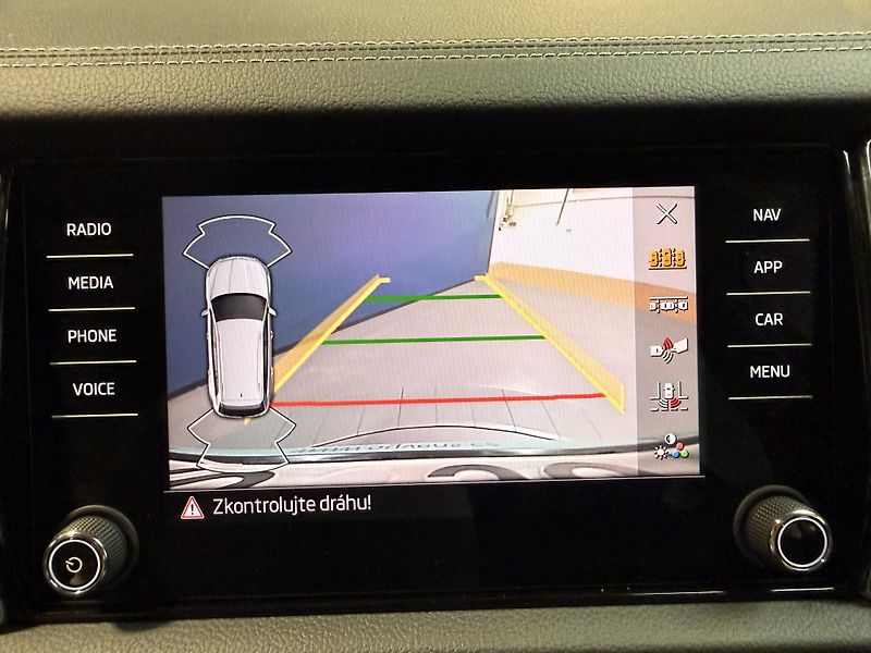 Škoda Kodiaq 2.0 TDI 147 kW Style 4x4 DSG - fotka 8 z 15
