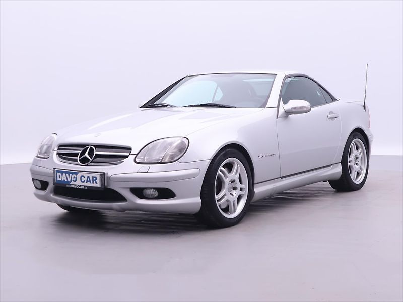 Mercedes-Benz SLK 3,2 32AMG 260kW AT 66tkm DPH - fotka 3 z 34