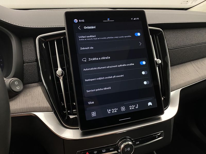 Volvo XC90 (2026) B5 AWD AUT BRIGHT ULTRA 7míst - fotka 53 z 71